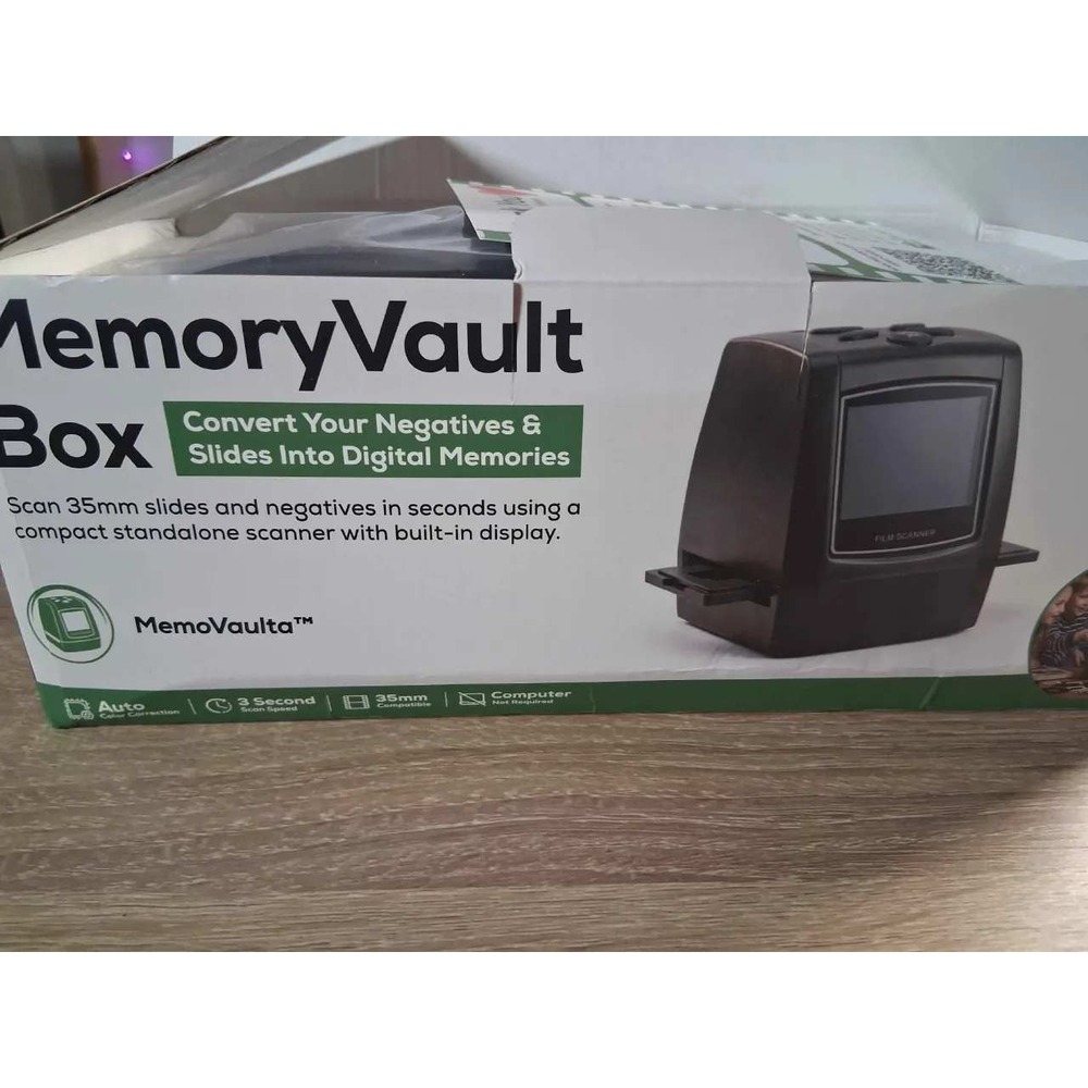 MemoryVault Box Digital Film Scanner 35mm Slide Negative Converter MemoVaulta